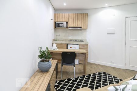 Sala de apartamento para alugar com 1 quarto, 40m² em Indianópolis, São Paulo