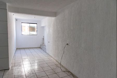 Sala de casa para alugar com 2 quartos, 42m² em Vila Caraguatá, São Paulo