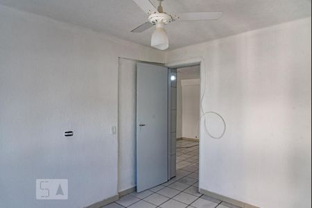 Quarto 2 de casa para alugar com 2 quartos, 42m² em Vila Caraguatá, São Paulo