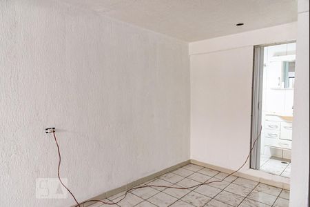 Sala de casa para alugar com 2 quartos, 42m² em Vila Caraguatá, São Paulo