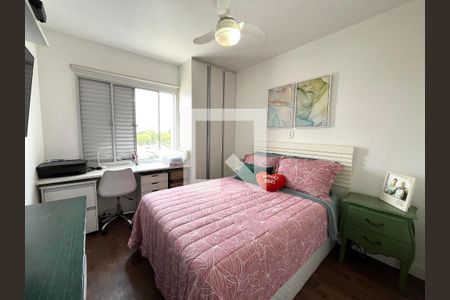 Suite  de apartamento à venda com 3 quartos, 88m² em Vila Alexandria, São Paulo