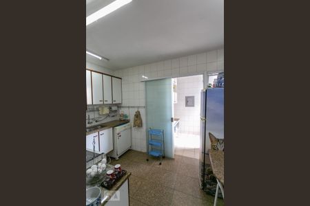 Cozinha de apartamento à venda com 3 quartos, 130m² em Ipiranga, Belo Horizonte