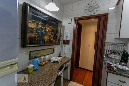 Cozinha de apartamento à venda com 3 quartos, 130m² em Ipiranga, Belo Horizonte