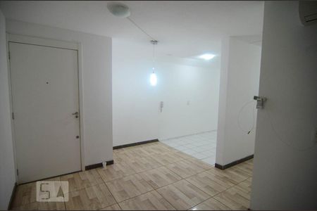 Sala de apartamento à venda com 2 quartos, 43m² em Mato Grande, Canoas