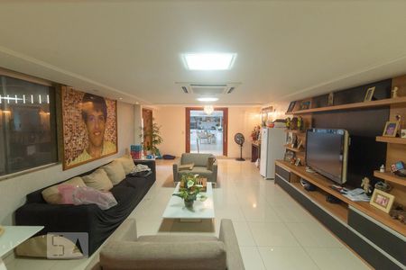 Sala de casa para alugar com 6 quartos, 610m² em Recreio dos Bandeirantes, Rio de Janeiro