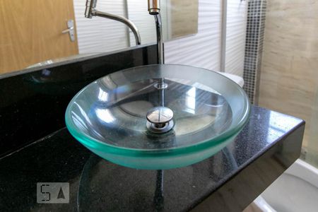 Apartamento à venda com 68m², 2 quartos e sem vaga Apartamento à venda com 68m², 2 quartos e sem vagaBanheiro