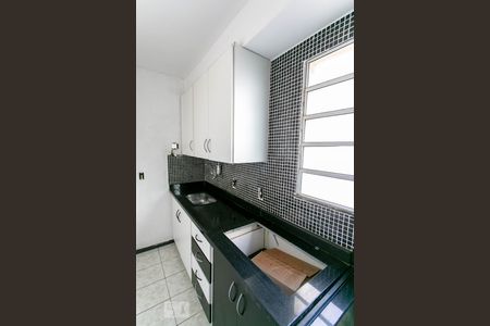 Apartamento à venda com 68m², 2 quartos e sem vaga Apartamento à venda com 68m², 2 quartos e sem vagaCozinha