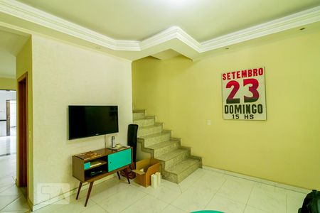 Sala de Estar de casa à venda com 6 quartos, 166m² em Jardim da Gloria, São Paulo