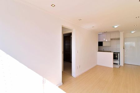 Sala de apartamento para alugar com 2 quartos, 49m² em Parque Albina, Taboão da Serra