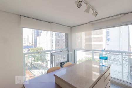 Cozinha de apartamento para alugar com 1 quarto, 42m² em Pinheiros, São Paulo