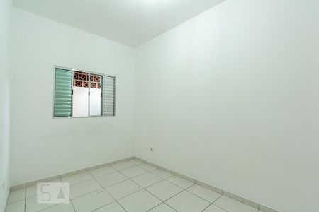 Quarto 1 de apartamento para alugar com 2 quartos, 50m² em Parque Assunção, Taboão da Serra