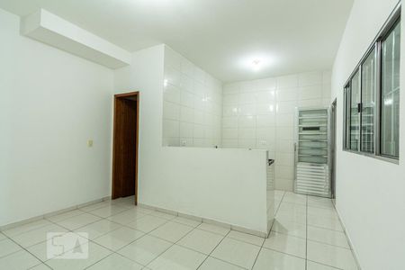 Sala de apartamento para alugar com 2 quartos, 50m² em Parque Assunção, Taboão da Serra