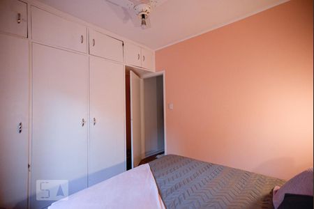 Quarto de casa para alugar com 3 quartos, 150m² em Vila Pompéia, São Paulo
