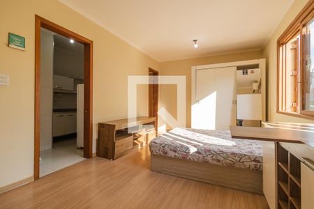 Sala/Quarto de kitnet/studio para alugar com 1 quarto, 80m² em Santo Antônio, Porto Alegre