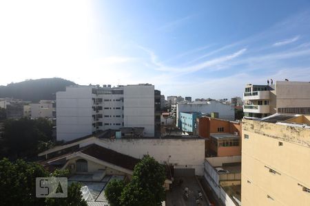 Quarto 1 Vista de apartamento para alugar com 2 quartos, 40m² em Tijuca, Rio de Janeiro
