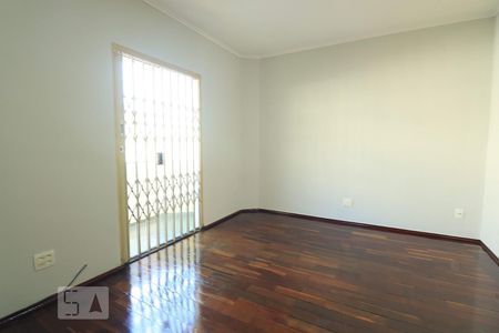 Sala de apartamento à venda com 2 quartos, 69m² em Jardim Stella, Santo André