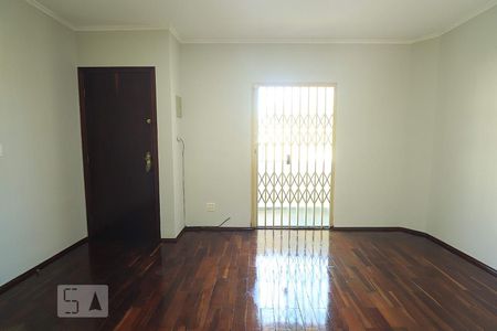 Sala de apartamento à venda com 2 quartos, 69m² em Jardim Stella, Santo André