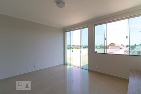 Sala TV de casa para alugar com 4 quartos, 470m² em Chaves, Uberlândia