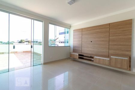 Sala TV de casa para alugar com 4 quartos, 470m² em Chaves, Uberlândia