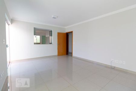 Sala 2 de casa para alugar com 4 quartos, 470m² em Chaves, Uberlândia