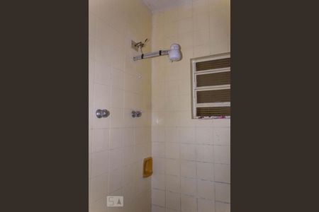 Casa à venda com 463m², 4 quartos e 5 vagas Casa à venda com 463m², 4 quartos e 5 vagasBanheiro de Serviço