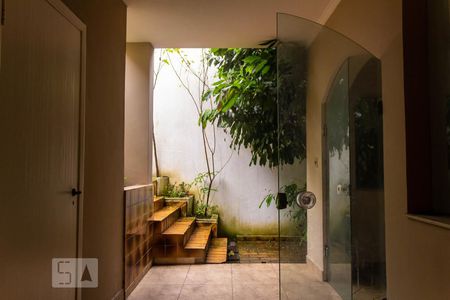 Casa à venda com 463m², 4 quartos e 5 vagas Casa à venda com 463m², 4 quartos e 5 vagasSalão de Festas