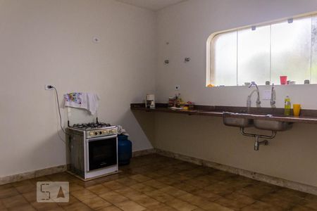 Casa à venda com 463m², 4 quartos e 5 vagas Casa à venda com 463m², 4 quartos e 5 vagasCozinha