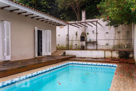 Piscina de casa à venda com 4 quartos, 463m² em Santo Amaro, São Paulo