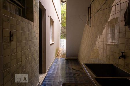 Casa à venda com 463m², 4 quartos e 5 vagas Casa à venda com 463m², 4 quartos e 5 vagasÁrea de Serviço