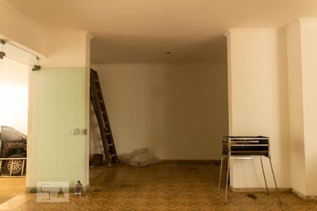 Casa à venda com 463m², 4 quartos e 5 vagas Casa à venda com 463m², 4 quartos e 5 vagasSalão de Festas