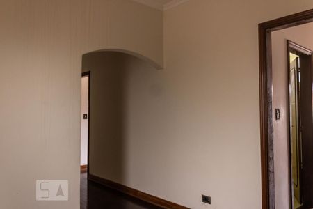 Casa à venda com 463m², 4 quartos e 5 vagas Casa à venda com 463m², 4 quartos e 5 vagasEntrequartos