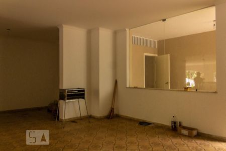 Casa à venda com 463m², 4 quartos e 5 vagas Casa à venda com 463m², 4 quartos e 5 vagasSalão de Festas