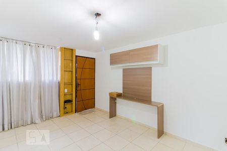 Sala de apartamento para alugar com 3 quartos, 58m² em Parque Cecap, Guarulhos