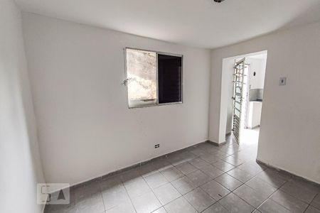 Quarto de casa para alugar com 1 quarto, 40m² em Vila Alpina, São Paulo