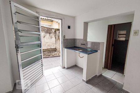 Cozinha de casa para alugar com 1 quarto, 40m² em Vila Alpina, São Paulo