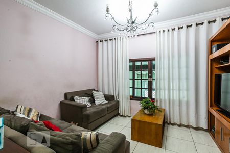 Sala de Estar de casa à venda com 5 quartos, 286m² em Parque Jaçatuba, Santo André