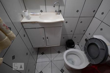 Banheiro da Suíte 1 de casa para alugar com 2 quartos, 70m² em Jardim Roberto, Osasco