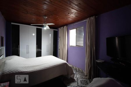 Suíte 2 de casa para alugar com 2 quartos, 70m² em Jardim Roberto, Osasco