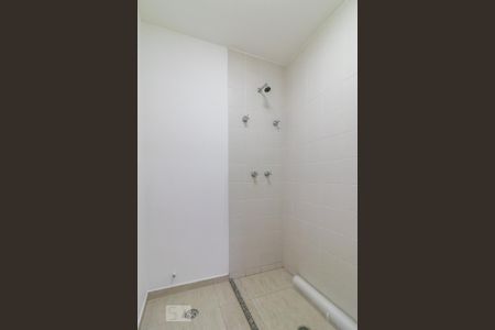 Apartamento à venda com 77m², 2 quartos e 1 vaga Apartamento à venda com 77m², 2 quartos e 1 vagaBanheiro de Serviço