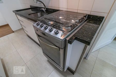 Apartamento à venda com 77m², 2 quartos e 1 vaga Apartamento à venda com 77m², 2 quartos e 1 vagaDetalhe da Cozinha