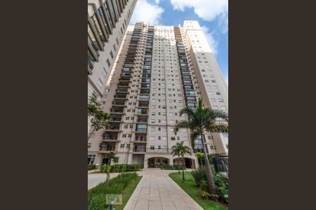 Apartamento à venda com 77m², 2 quartos e 1 vaga Apartamento à venda com 77m², 2 quartos e 1 vagaFachada