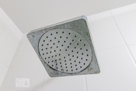 Apartamento à venda com 77m², 2 quartos e 1 vaga Apartamento à venda com 77m², 2 quartos e 1 vagaDetalhe do Banheiro Social