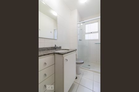 Apartamento à venda com 77m², 2 quartos e 1 vaga Apartamento à venda com 77m², 2 quartos e 1 vagaBanheiro da Suíte