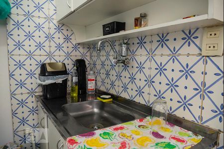 Cozinha de kitnet/studio para alugar com 1 quarto, 28m² em Copacabana, Rio de Janeiro