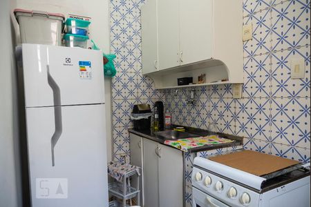Cozinha de kitnet/studio para alugar com 1 quarto, 28m² em Copacabana, Rio de Janeiro