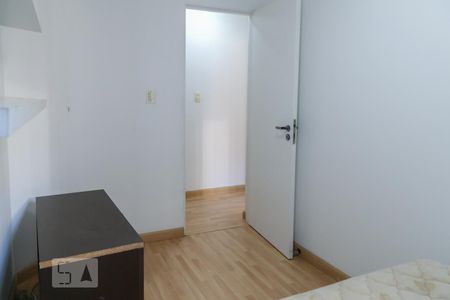 Quarto 1 de apartamento para alugar com 3 quartos, 80m² em Vila Olímpia, São Paulo