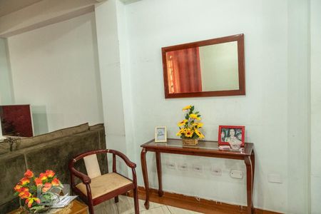 Sala de casa à venda com 3 quartos, 300m² em Vila Regina ( Zona Leste), São Paulo