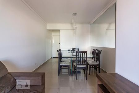 Sala de apartamento à venda com 3 quartos, 72m² em Vila Osasco, Osasco