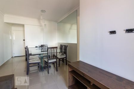 Sala de apartamento à venda com 3 quartos, 72m² em Vila Osasco, Osasco