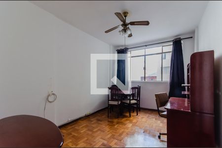 Apartamento à venda com 53m², 1 quarto e sem vagaSala